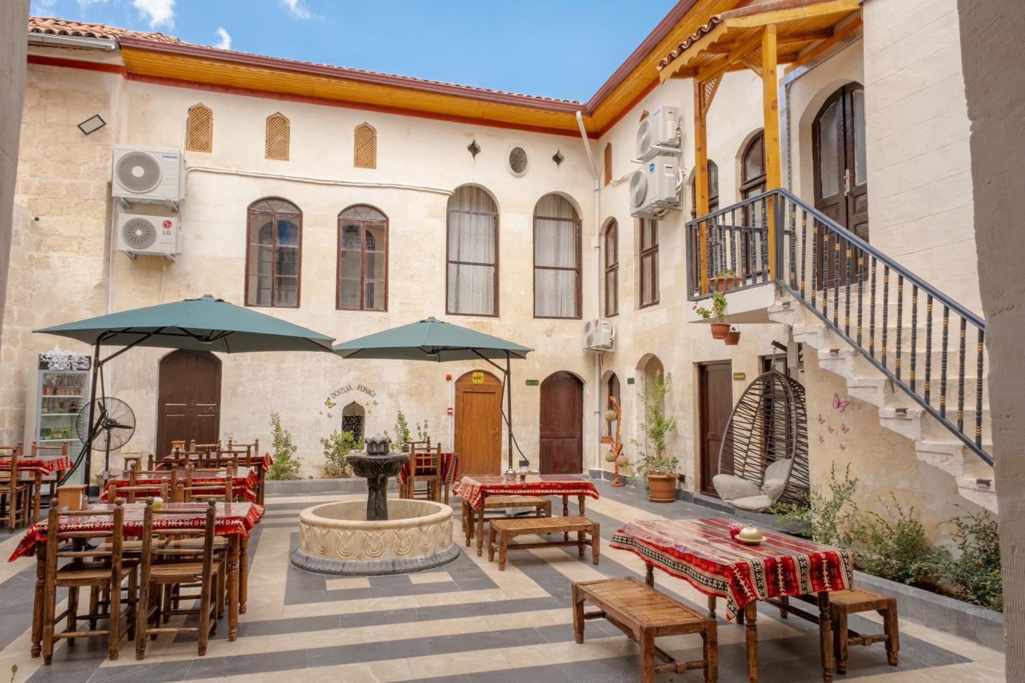 Hotel Dostlar Konagi Sahinbey Esterno foto