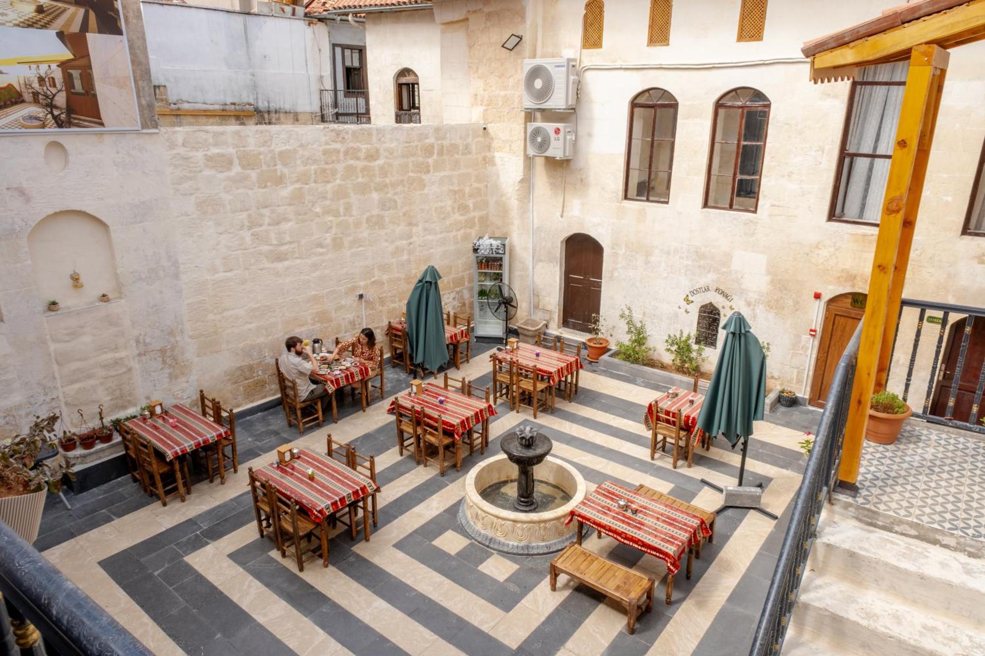 Hotel Dostlar Konagi Sahinbey Esterno foto