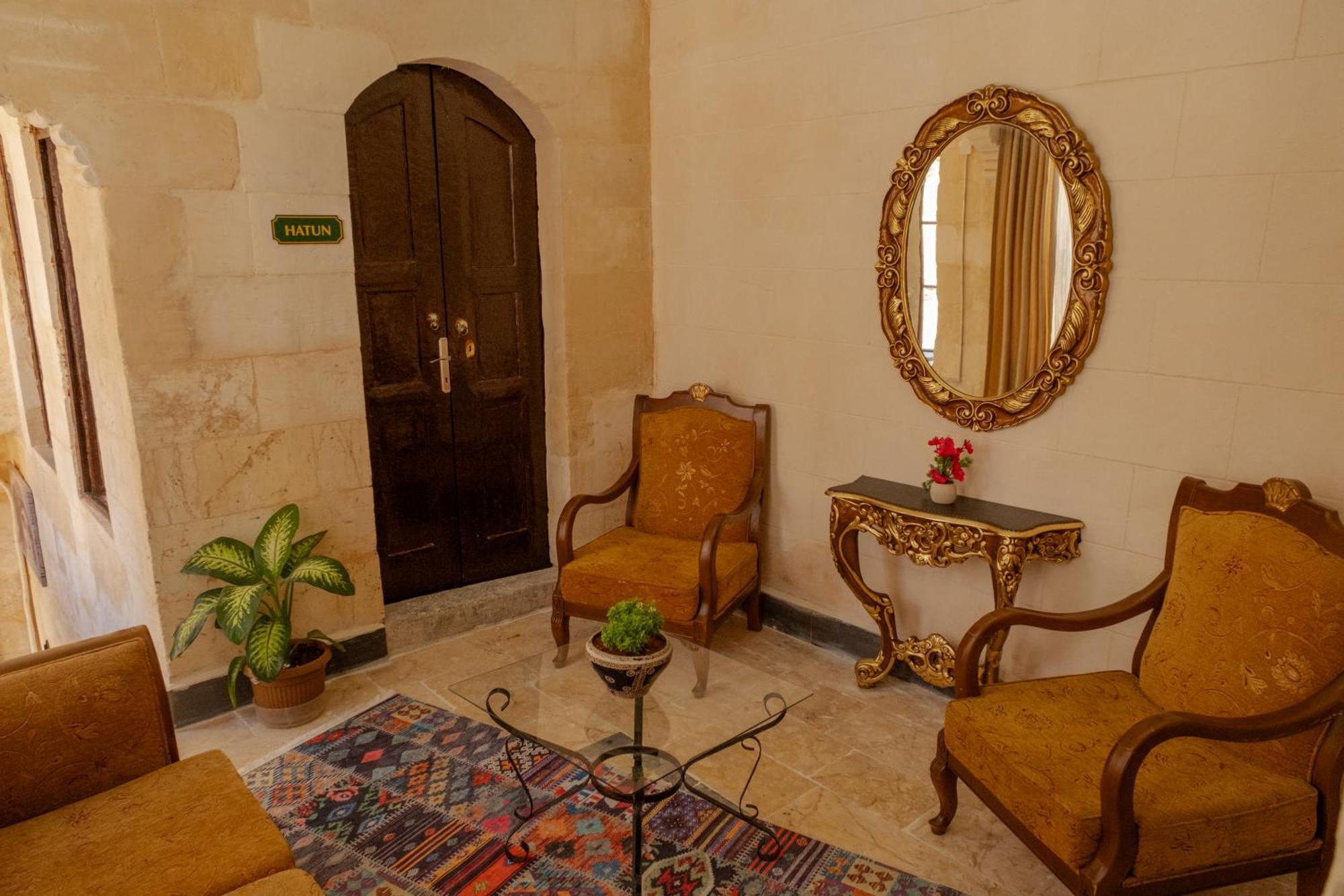 Hotel Dostlar Konagi Sahinbey Esterno foto